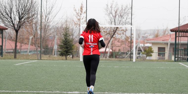 Sevgi Evleri'nin İlayda'sı "sert spor ragbi" ile hayata tutundu