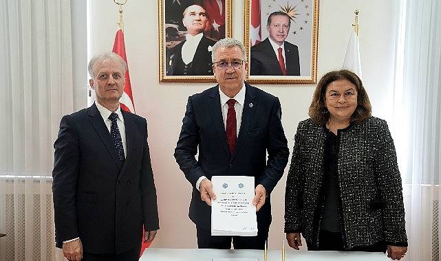 Ege Üniversitesi ile Azerbaycan Devlet İktisat Üniversitesi arasında 