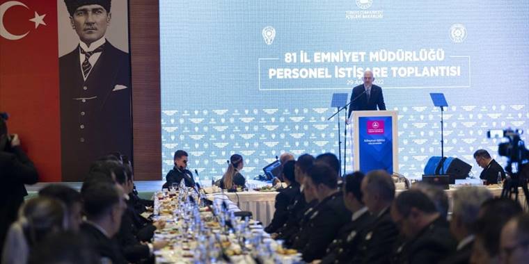 İçişleri Bakanı Süleyman Soylu: 4 bölge olarak belirlenen şark hizmeti yerini tekrar 2 bölgeye düşürüyoruz