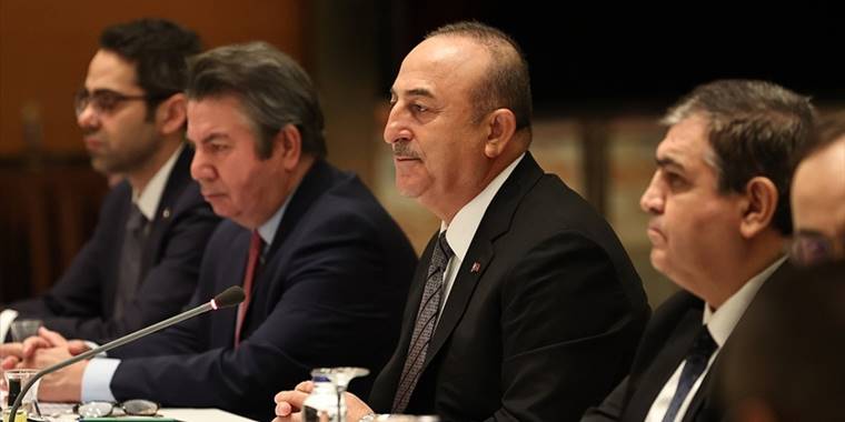 Dışişleri Bakanı Çavuşoğlu: Suriye rejimi aynı zamanda Suriyelilerin ülkesine dönmesini istiyor