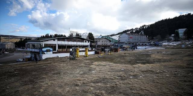 Uludağ'a yeterli kar yağmadı yılbaşı otel rezervasyonları yüzde 50 civarına düştü