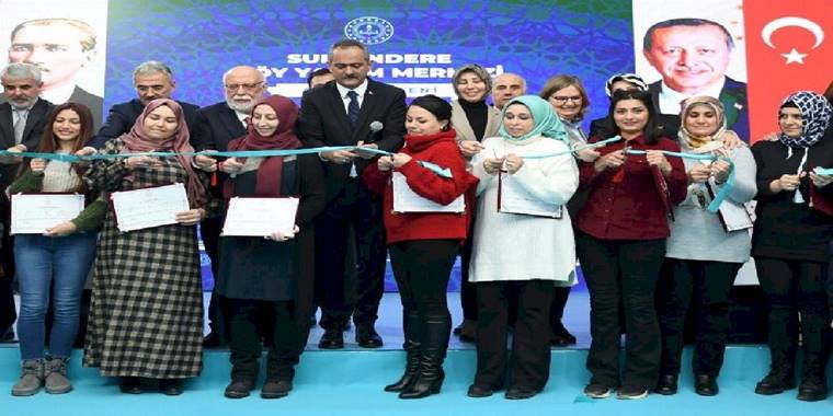 Bakan Özer: Hane sayısı 10'un üzerindeki köylerde okulları açacağız