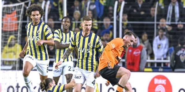 Galatasaray'a mağlup olan Fenerbahçe'den zirve yarışında kritik kayıplar!