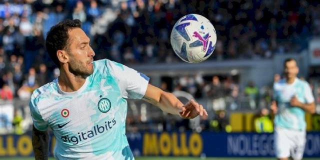 Serie A devi Inter'de Hakan Çalhanoğlu endişesi! Milan maçında...