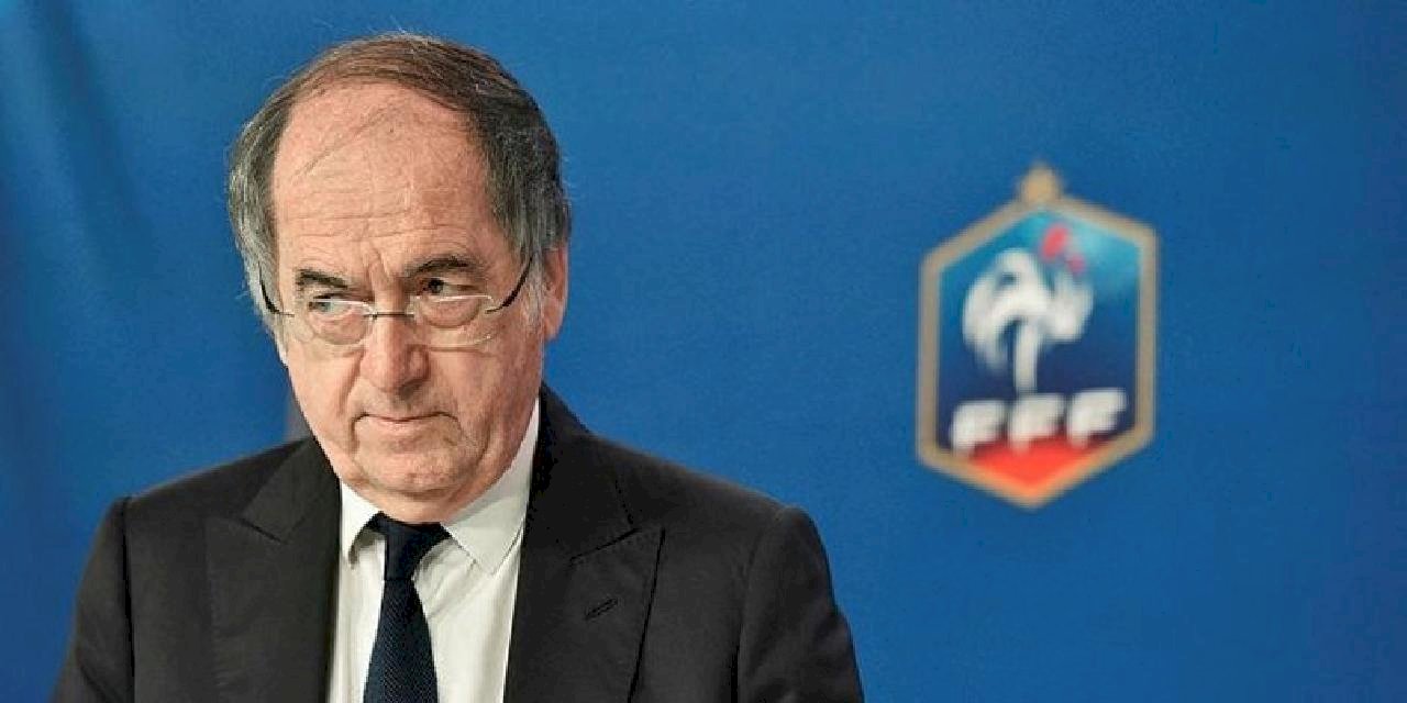 Fransa Futbol Federasyonu Başkanı Noel le Graet görevinden ayrıldı