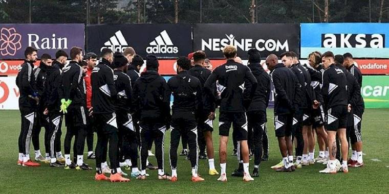 Beşiktaş'ın Konyaspor maçı kamp kadrosu açıklandı!