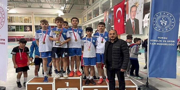 Osmangazili Badmintonculardan Yeni Başarı