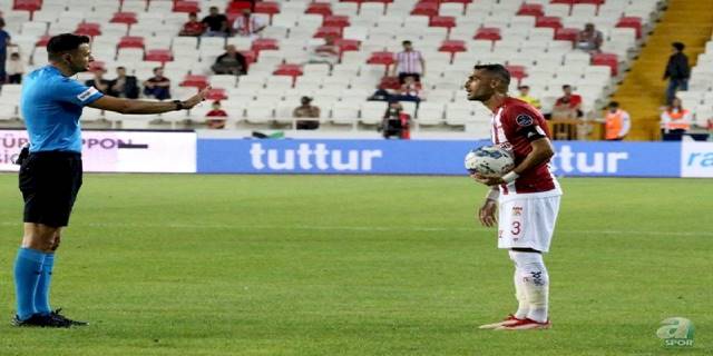 Galatasaray'da ayrılık çok yakın! Menajeri İstanbul'a çağrıldı