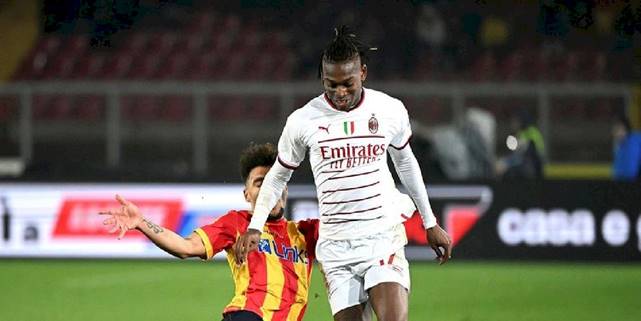 Lecce 2-2 Milan (MAÇ SONUCU - ÖZET) Milan Lecce'ye tosladı!