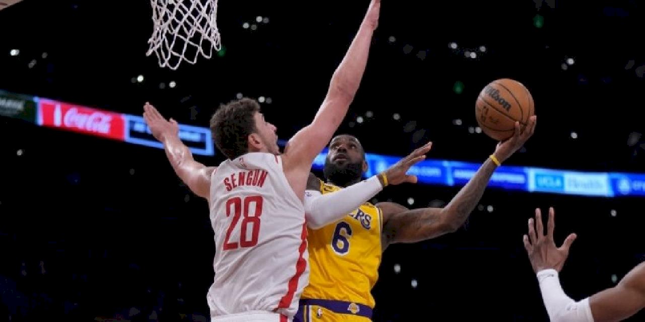 Houston Rockets forması giyen Alperen Şengün NBA rekoru kırdı!