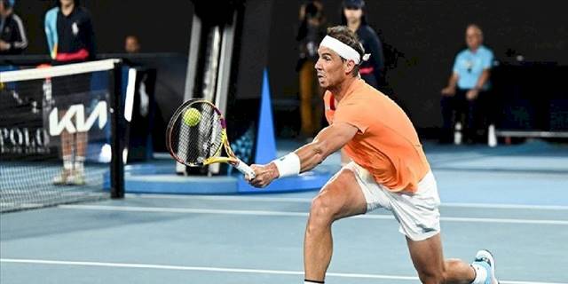 Avustralya Açık'ta sol bacağından sakatlanan Rafael Nadal 6-8 hafta kortlardan uzak kalacak!