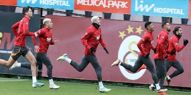 Sacha Boey'a teklif yağıyor! Galatasaray'ın transfer kararı...