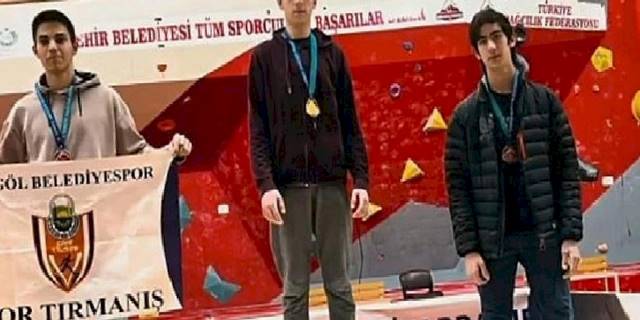 İnegöllü Sporcuılar Diyarbakır'dan Dereceyle Döndü