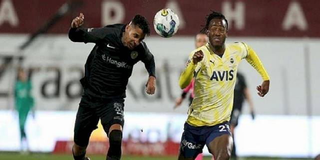 Ümraniyespor Fenerbahçe maçında Umut Nayir'in golü VAR'dan döndü! İşte o pozisyon