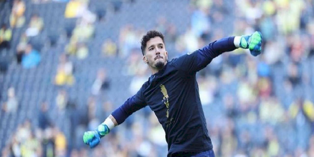 Performansı eleştiri oklarının hedefindeydi! Altay Bayındır'dan flaş paylaşım