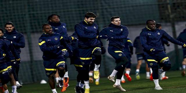 Fenerbahçe'de şok gelişme! İrfan Can Kahveci'nin bileti kesildi