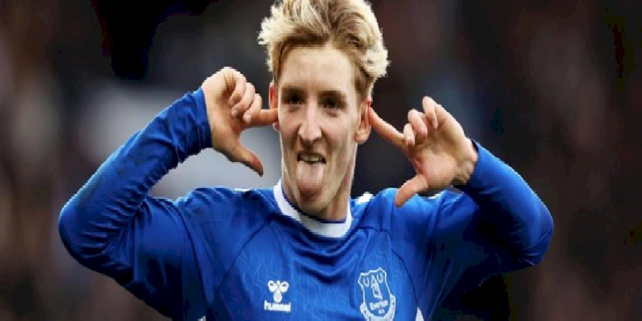 Newcastle United Everton'dan Anthony Gordon'u kadrosuna kattı!