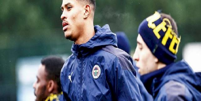 FENERBAHÇE HABERLERİ - Jayden Oosterwolde ilk antrenmanına çıktı!
