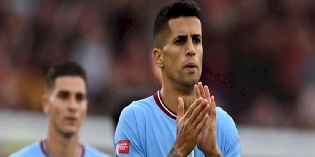 TRANSFER HABERLERİ - Bayern Münih Manchester City'den Joao Cancelo'nun peşinde!