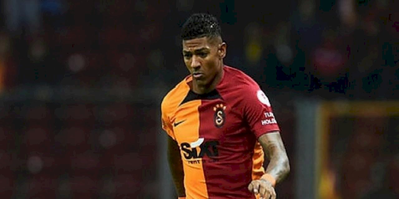 Galatasaray'dan PSV'ye giden Van Aanholt transferi hakkında konuştu!