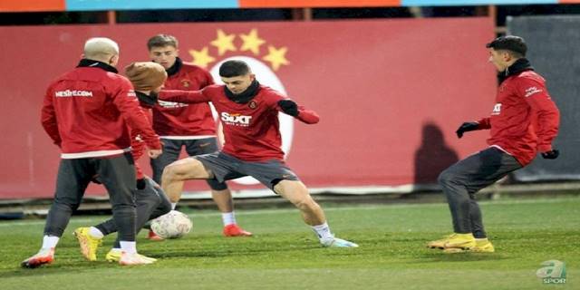 Galatasaray'da Luka Jovic endişesi! Transferde Wanda Nara detayı