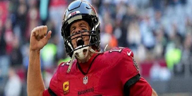 Tom Brady NFL kariyerine son noktayı koydu