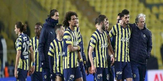 UEFA Avrupa Ligi'nden Fenerbahçe paylaşımı!