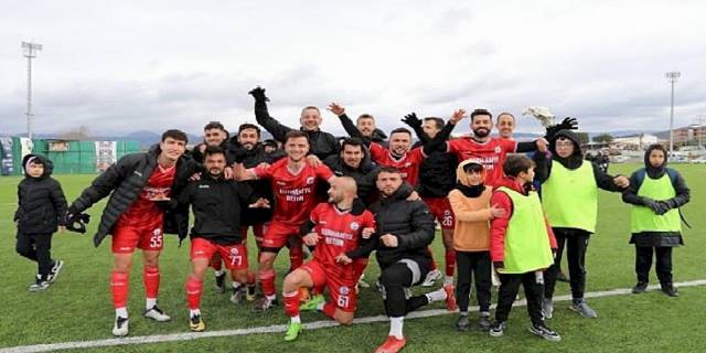 Burhaniye Belediyespor Galibiyet Serisine Devam Ediyor