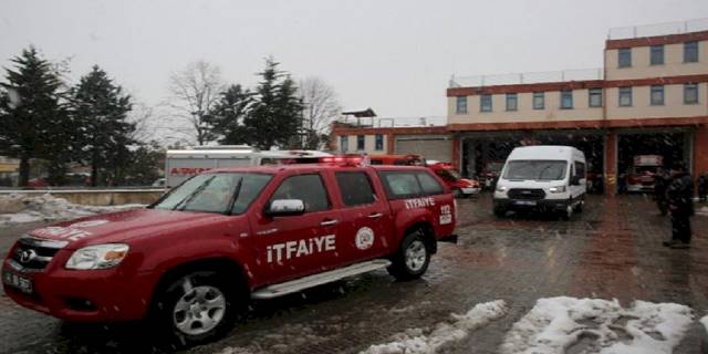 Kocaeli'den bölgeye ekipler gitmeye devam ediyor