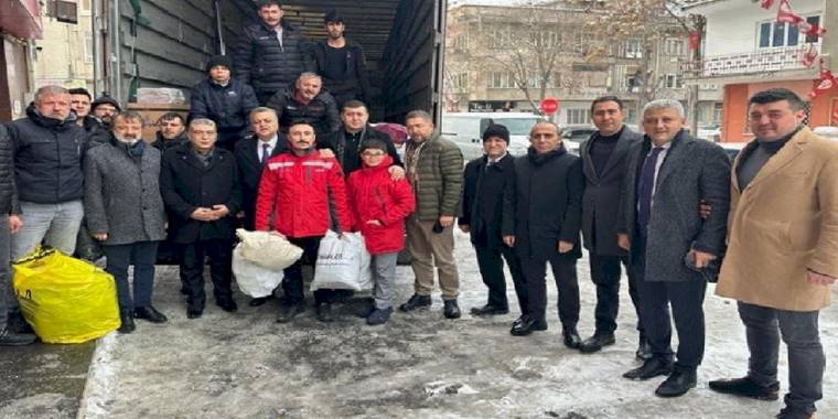 Kayseri MHP'den depremzedelere destek