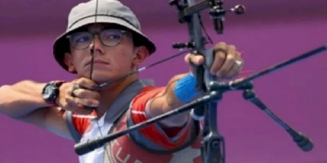 Olimpiyat Şampiyonu 'ok'unu açık arttırmaya çıkardı