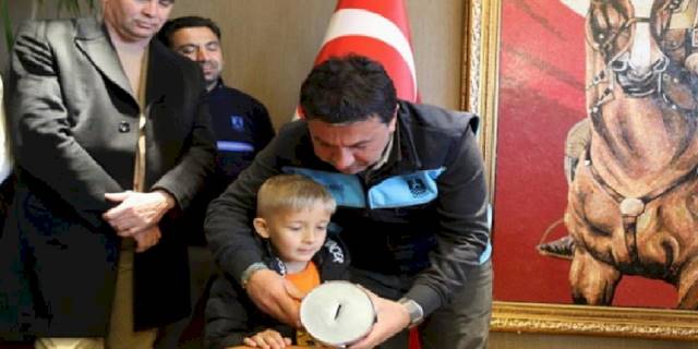 Bodrumlu minik Mehmet'ten anlamlı bağış