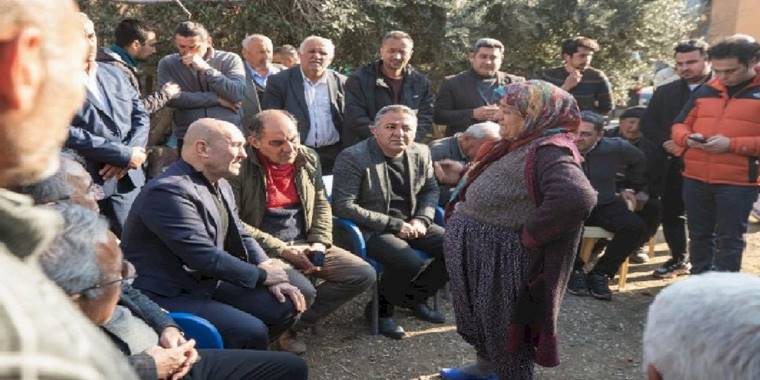 Depremzede çiftçiye 