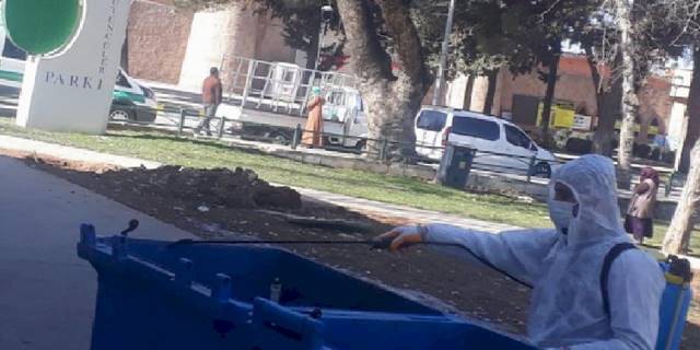 Gaziantep salgın riskine karşı ilaçlanıyor