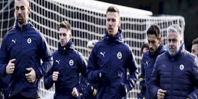 Fenerbahçe Konyaspor mesaisini sürdürdü!