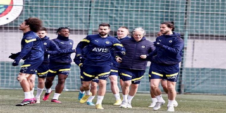 FENERBAHÇE TRANSFER HABERİ - F.Bahçe ile Tottenham Lucas Moura için masaya oturuyor! İşte teklifin detayları...