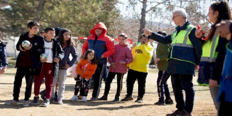 THF'nin Hentbol Gönüllü Timi Pazarcık'ta