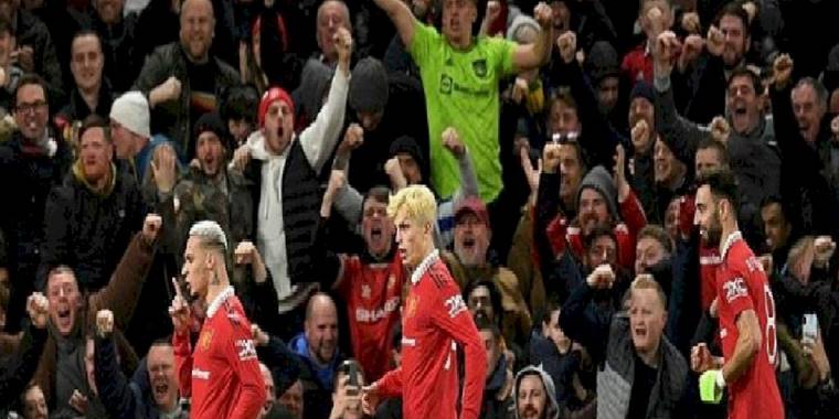 Manchester United 2-1 Barcelona | MAÇ SONUCU - ÖZET