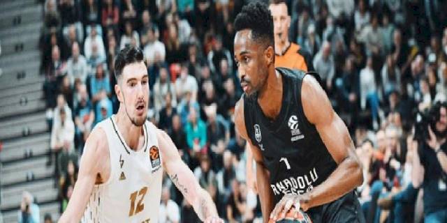 ASVEL 89-90 Anadolu Efes (MAÇ SONUCU-ÖZET) | A. Efes deplasmanda galip!