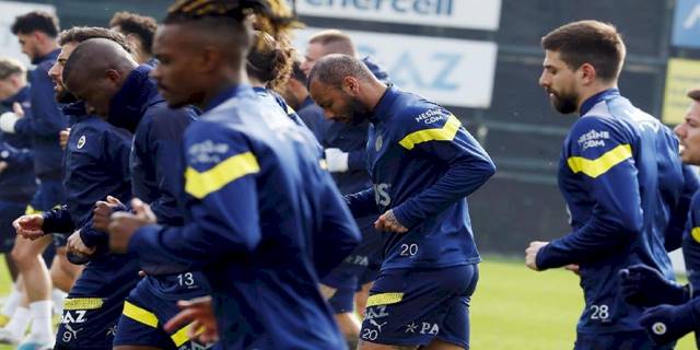 Fenerbahçe'den Zaniolo transferine karşılık! Milan'ın yıldızı imzayı atıyor