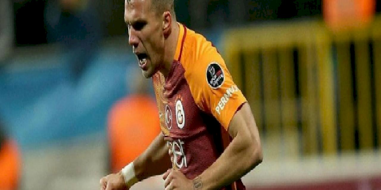 Lukas Podolski'den Galatasaray'ın konteyner kampanyasına yardım