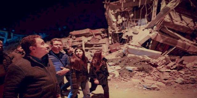 Depremzedelerin sorularına 'Babacan' ileti