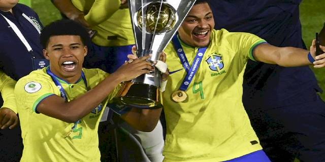 Beşiktaş'a Andrey Santos transferinde bir rakip daha! Chelsea'nin kararı...