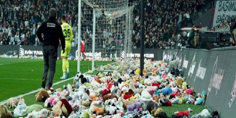 Beşiktaş’ın 'Bu oyuncak sana arkadaşım' kampanyası dünya basınında yakınlandı