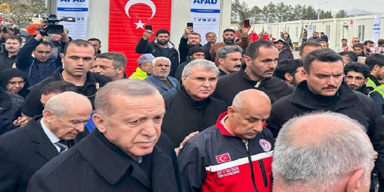 Adıyaman'da Cumhurbaşkanı Erdoğan'da 'Sakarya' brifingi