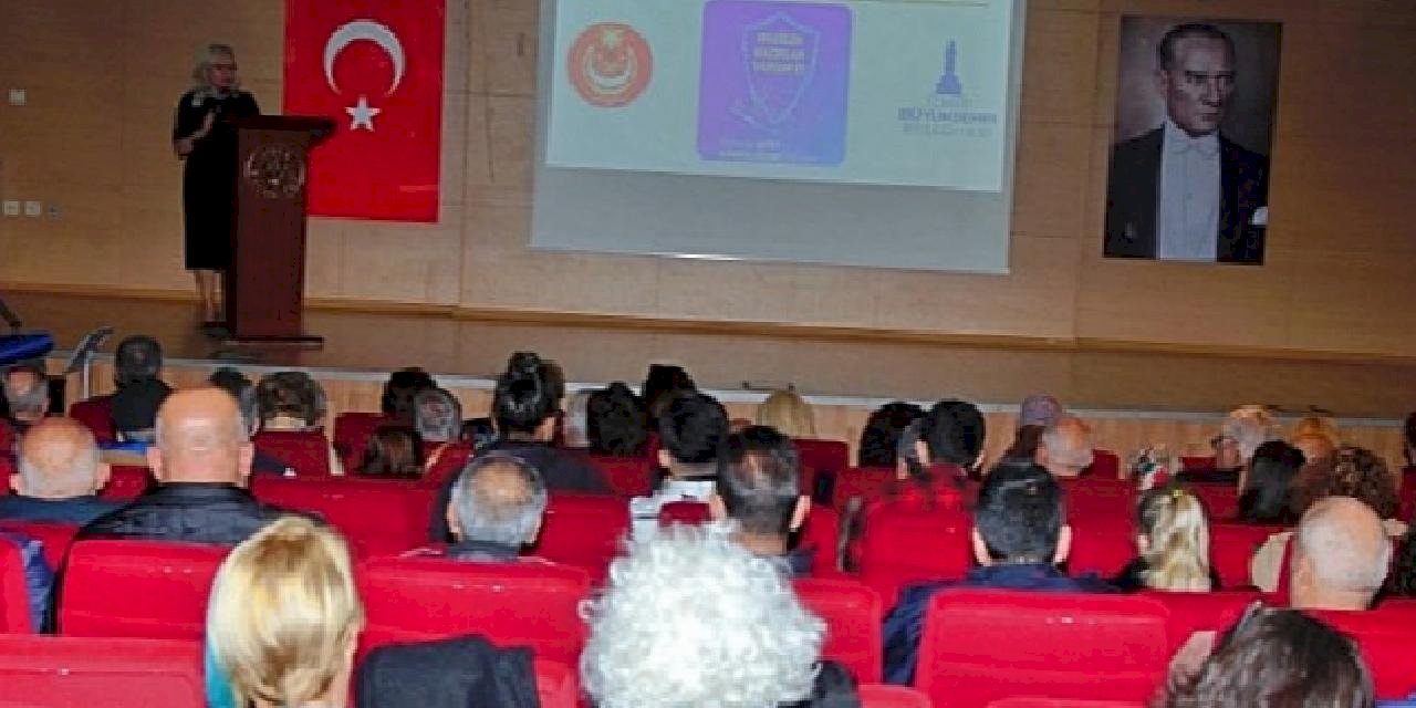 İzmir'de mahalle afet gönüllüleri eğitimleri başladı
