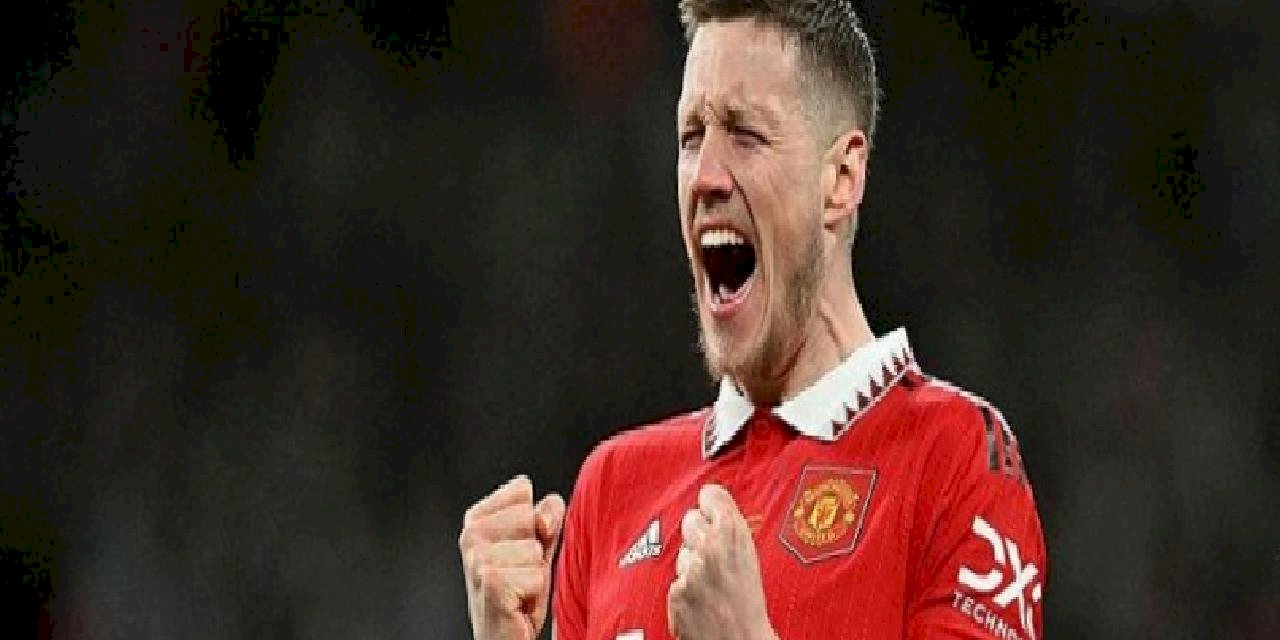 Erik ten Hag'tan Wout Weghorst açıklaması! Takımda kalacak mı?