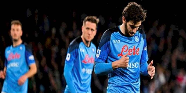 Napoli 0-1 Lazio (MAÇ SONUCU - ÖZET) Napoli'de seri son buldu!