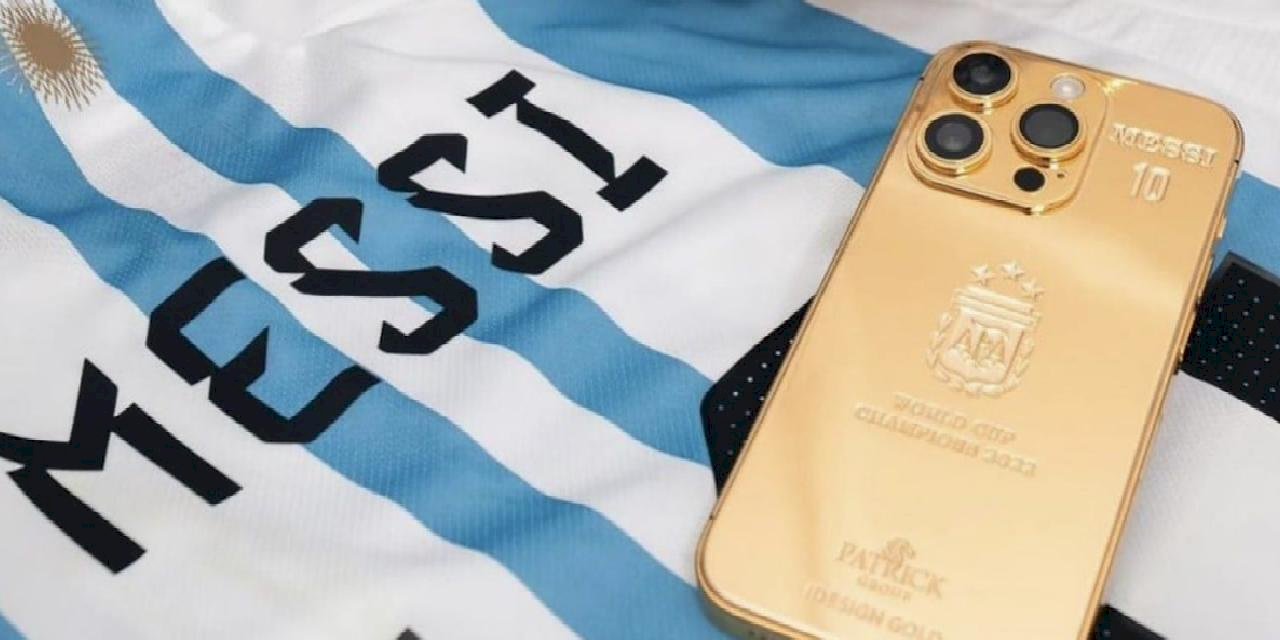 Messi, Takım Arkadaşlarına 35 Altın iPhone 14 Pro Hediye Etti