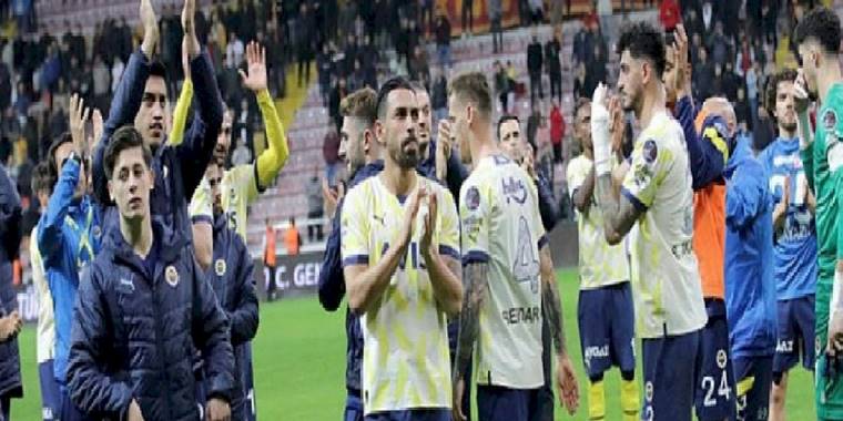 Fenerbahçe Kayserispor galibiyeti ile yenilmezlik serisini 5 maça çıkardı!
